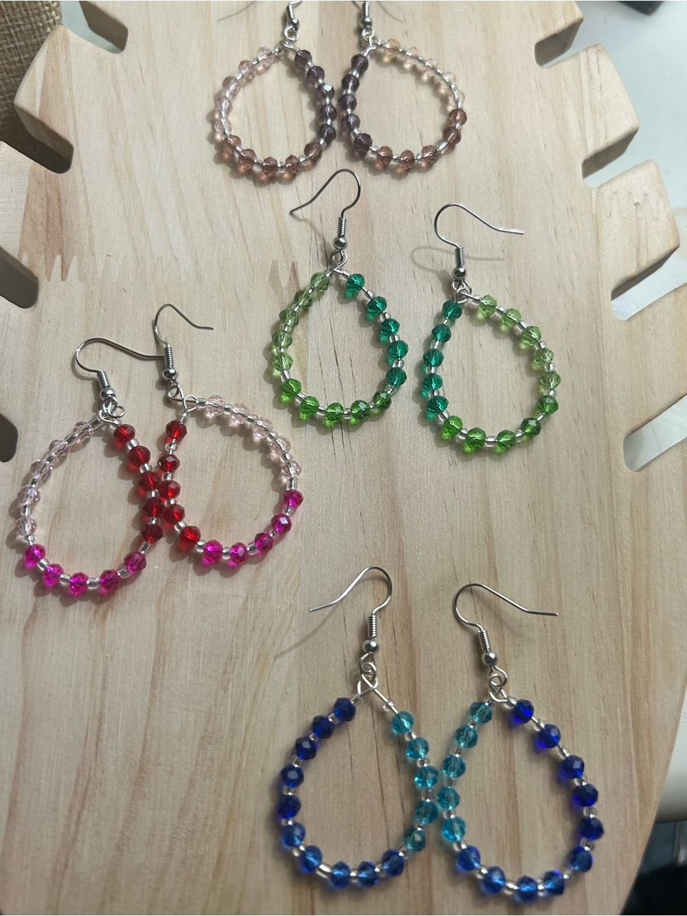 Vibrant elongated Hoops